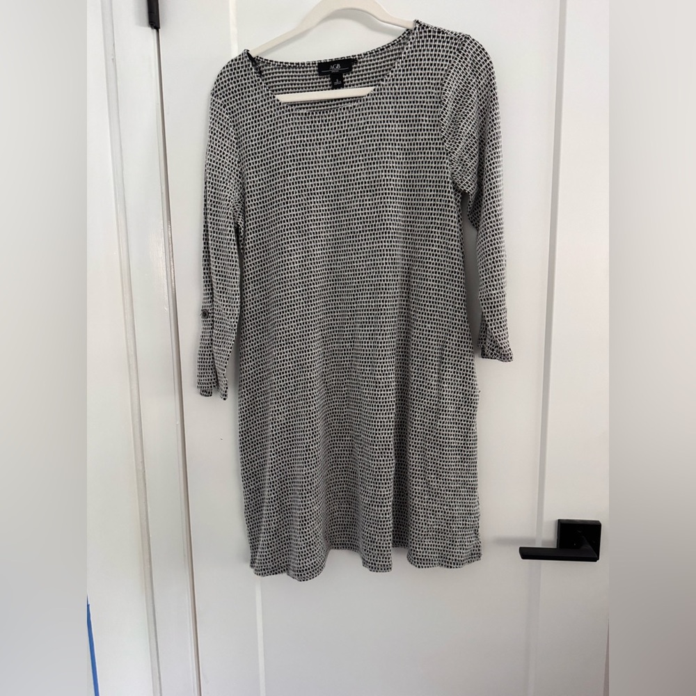 AGB Black and White Patterned Dress